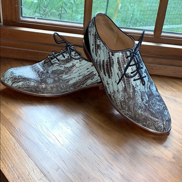 John Fluevog Shoes - John Fluevog  Mariella Oxford in Blue Snake